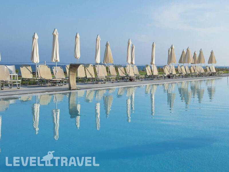 Фотография Louis Phaethon Beach