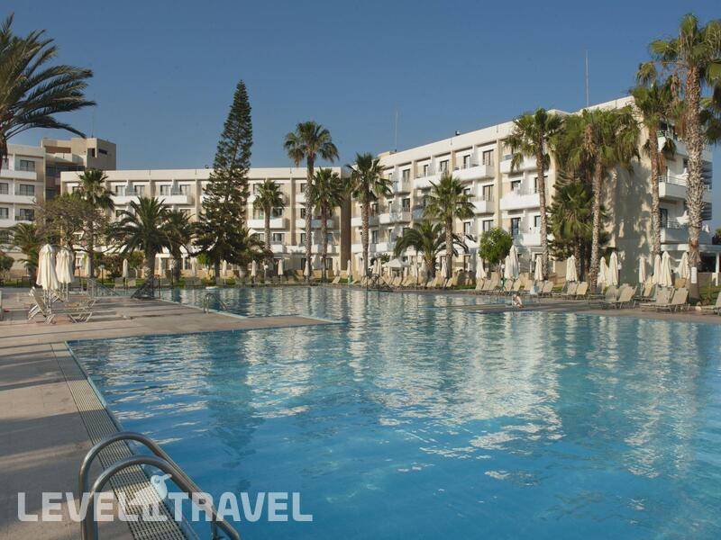 Фотография Louis Phaethon Beach