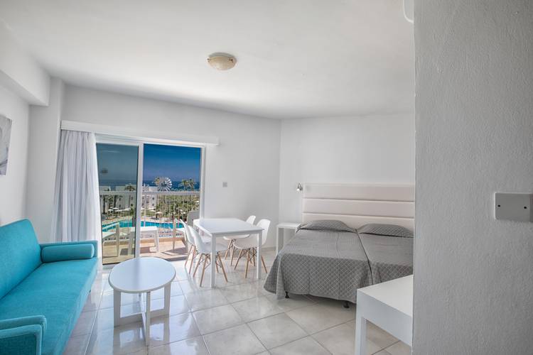 Papantonia Hotel Apartments