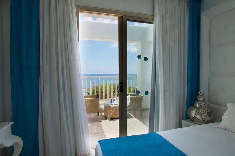 Louis Althea Kalamies Luxury Villas