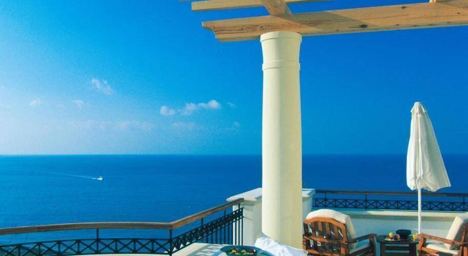 Anassa Hotel