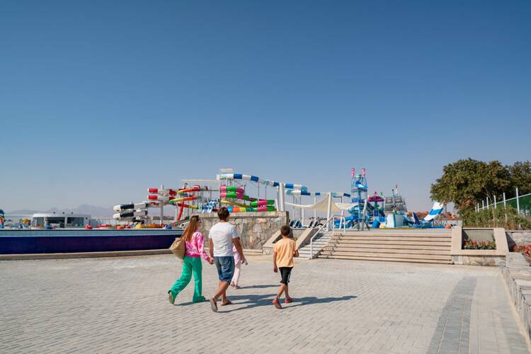 Movenpick Waterpark Resort & Spa Soma Bay