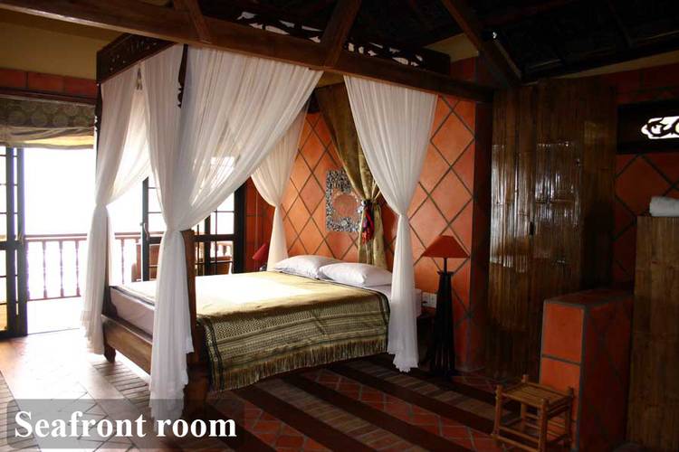 Full Moon Beach Hotel