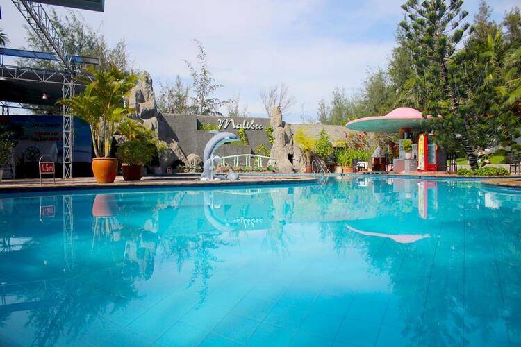 Malibu Resort