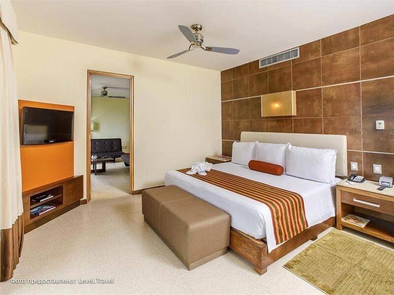 Фотография Krystal Urban Cancun (Ex. B2b)