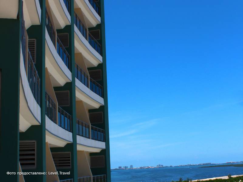 Фотография Krystal Urban Cancun (Ex. B2b)
