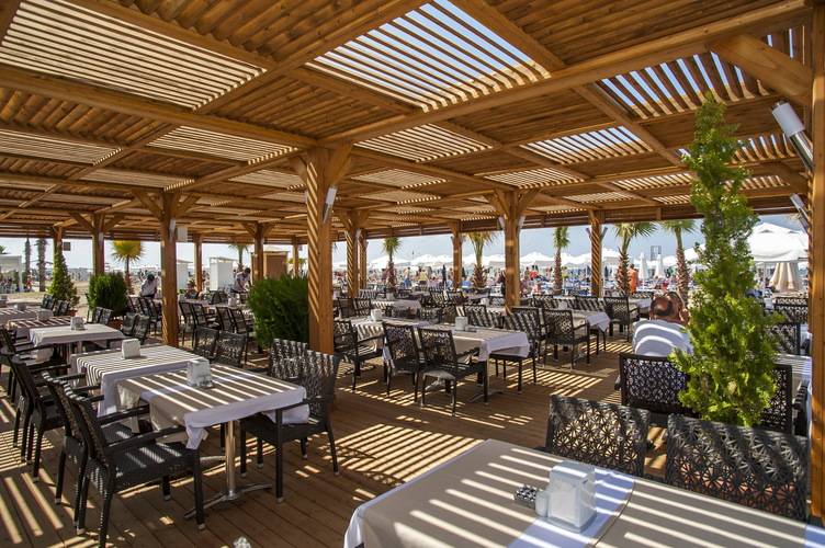 Dream World Resort & Spa