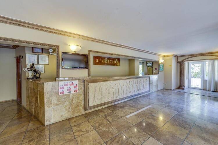 Smart Stay Beach Hotel (Ex.Eken Beach Resort)