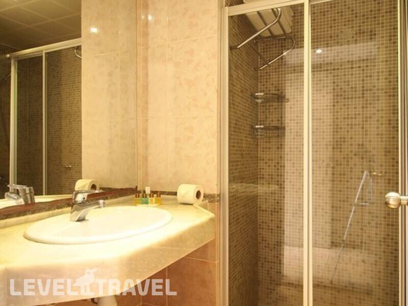 Фотография Romance Hotel