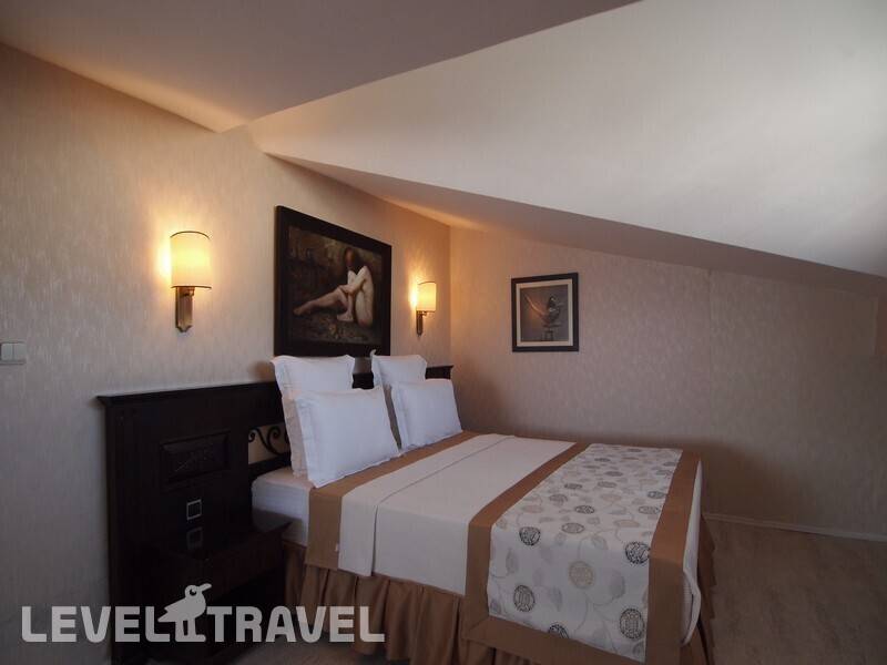 Фотография Romance Hotel