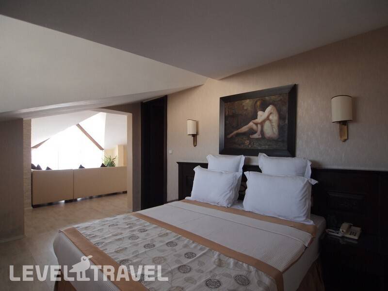 Фотография Romance Hotel