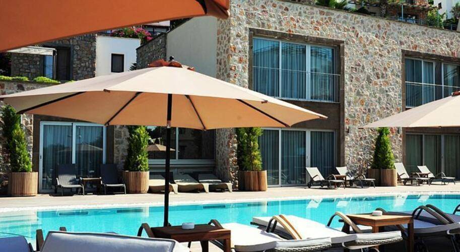 Lvzz Hotel