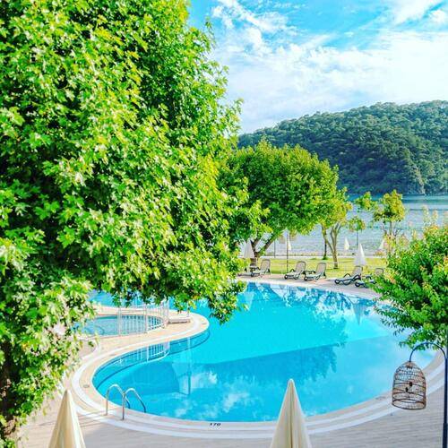 Club Meri Hotel