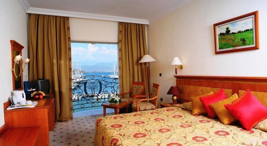 Ece Saray Marina Resort