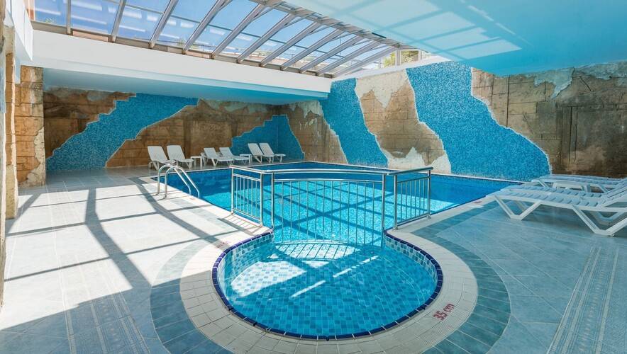 Villa Side Hotel
