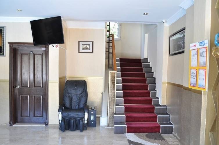 Anerissa Hotel