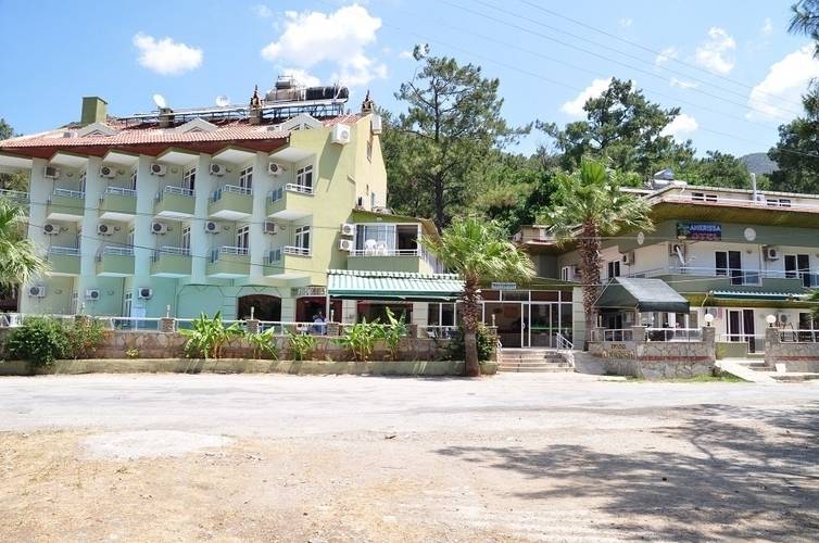 Anerissa Hotel