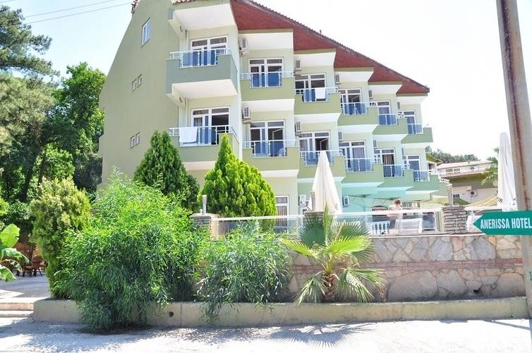 Anerissa Hotel