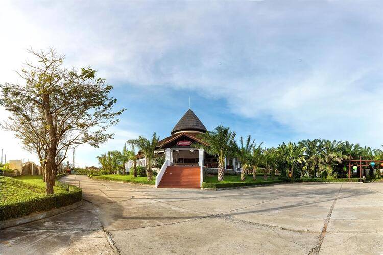 Tropical Beach Hoi An Resort (Ex.Hoi An Agribank)