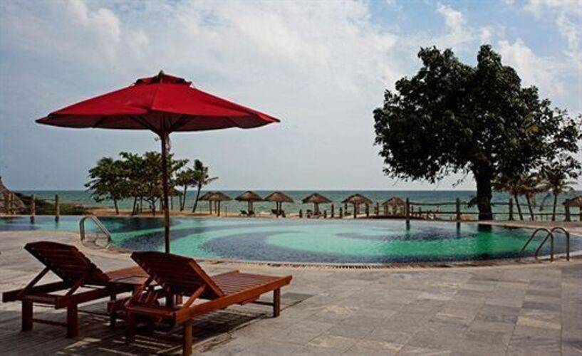 Long Beach Resort
