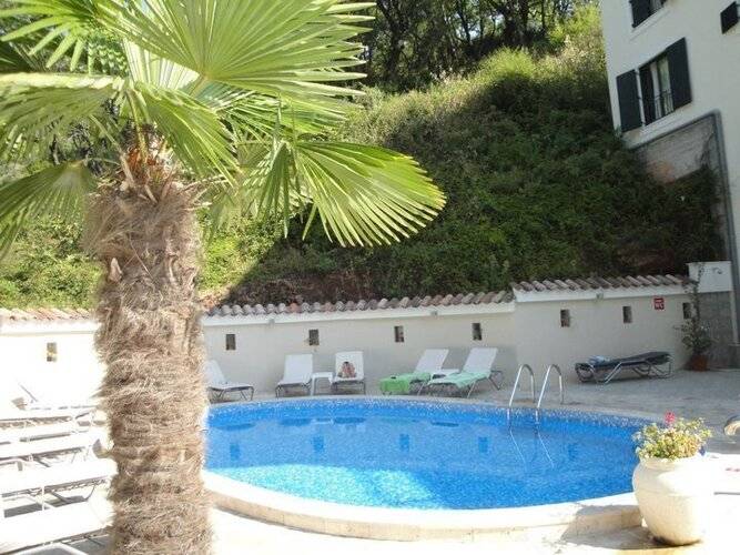 Danica Hotel