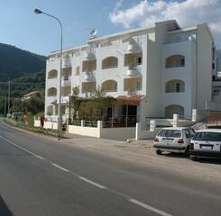 $item['hotel']['name']