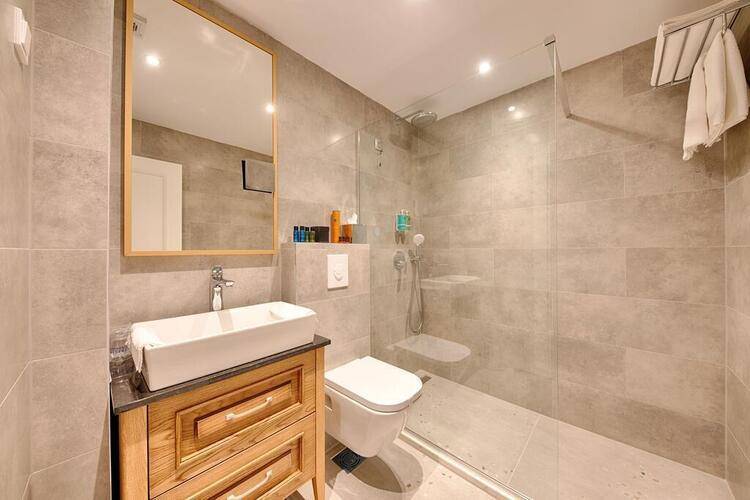 Apart Hotel Kalamper (Cat.A)