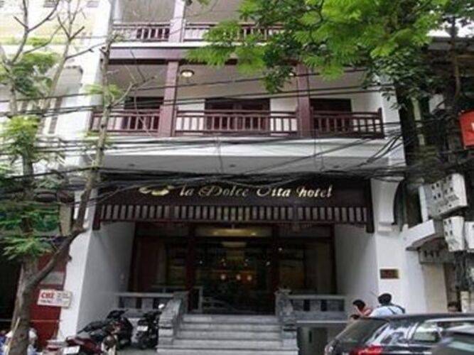La Dolche Vita Hotel