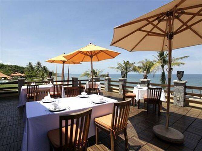Chen Sea Resort & Spa Centara Boutique Collection