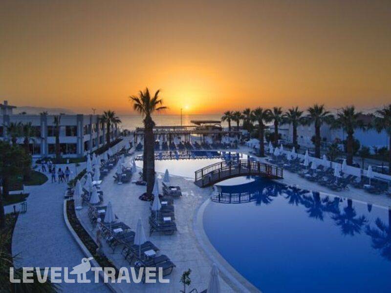 Фотография Palm Wings Kusadasi Beach Resort & Spa