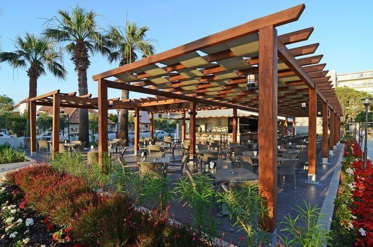 Palm Wings Kusadasi Beach Resort & Spa