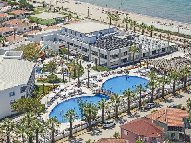 Palm Wings Kusadasi Beach Resort & Spa