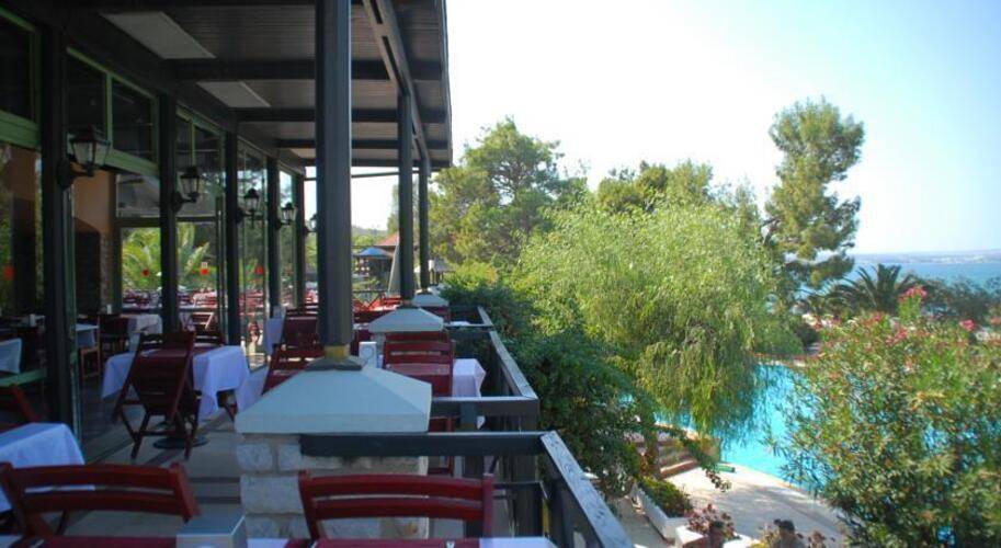 Patio Beach Club Hotel