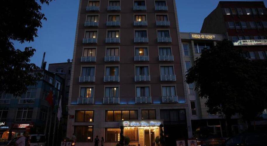 Star City Hotel