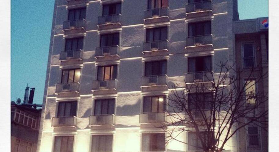 Star City Hotel
