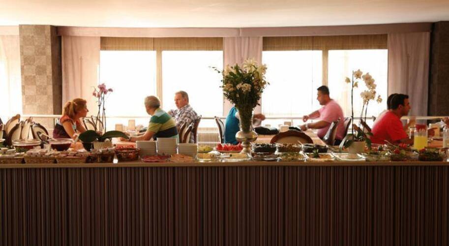 Star City Hotel