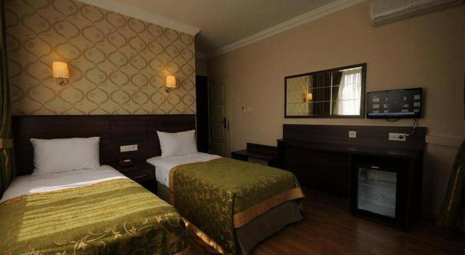 Star City Hotel