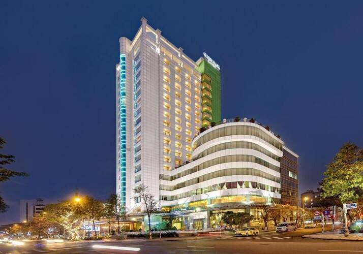 Green Plaza Hotel