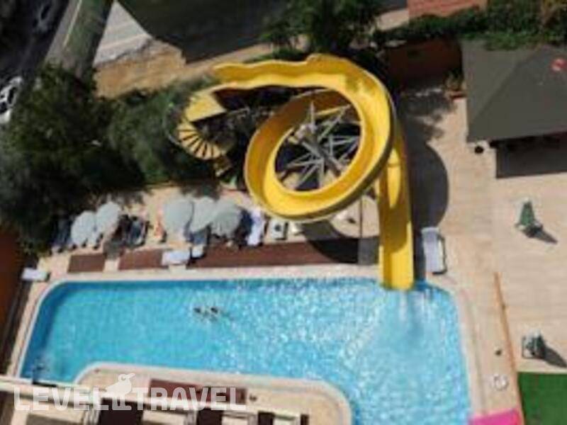 Фотография Holiday World Hotel