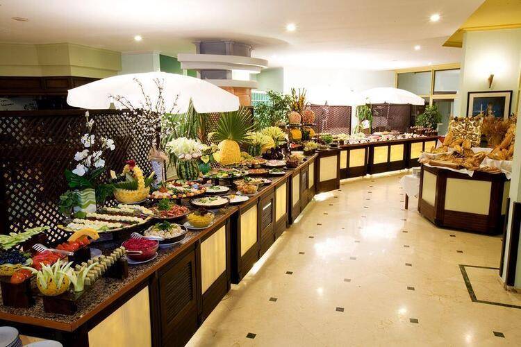 Grand Faros (Adults Only 16+)