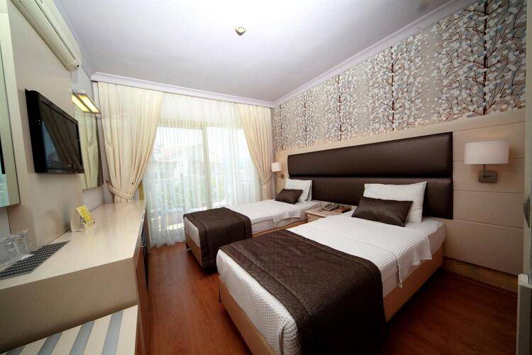 Grand Faros (Adults Only 16+)