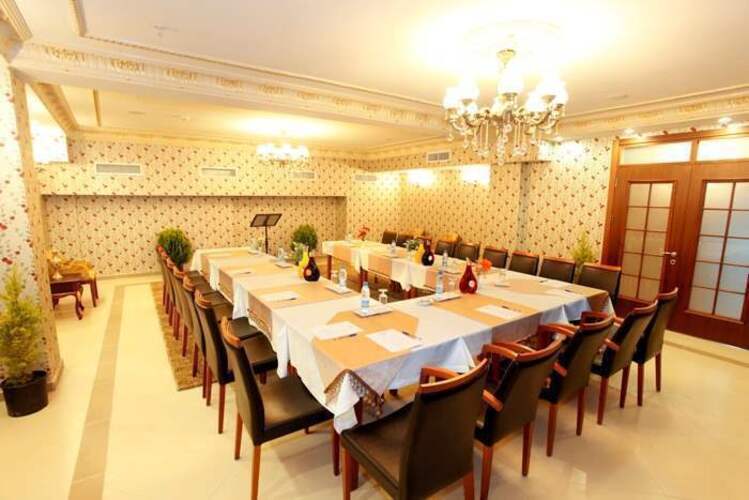 Rast Boutique Hotel