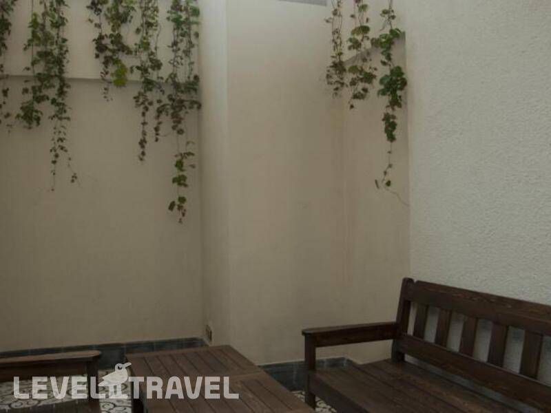 Фотография Burckin Suites Hotel