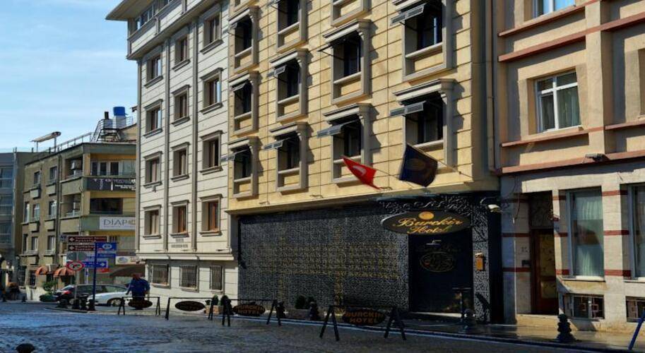 Burckin Suites Hotel