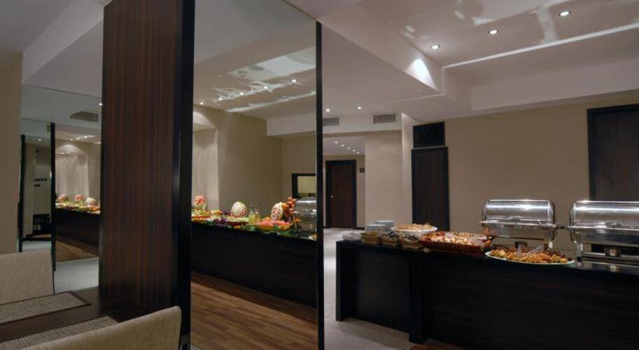 Klas Hotel