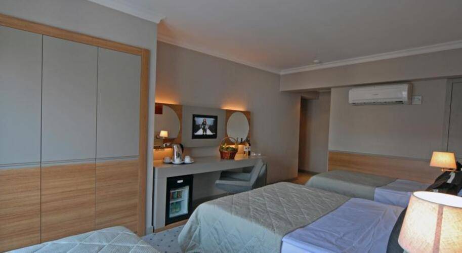Klas Hotel