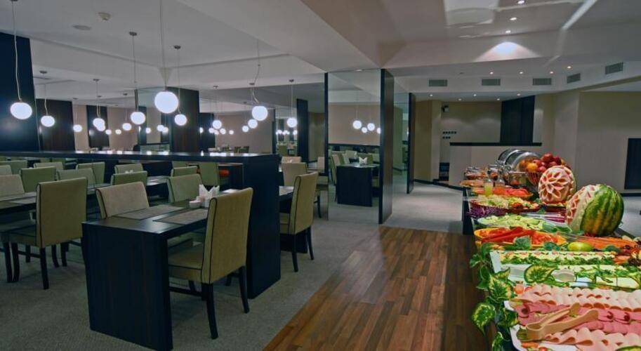 Klas Hotel