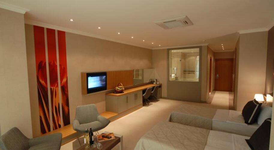 Klas Hotel