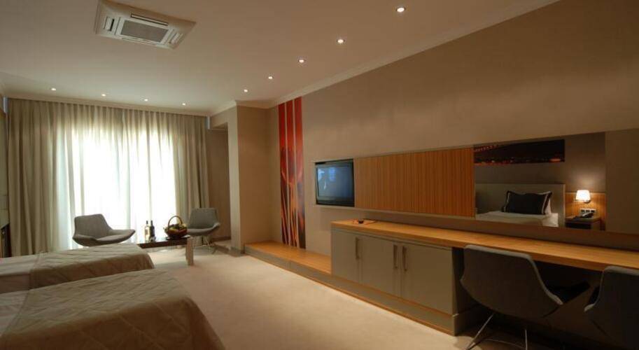 Klas Hotel