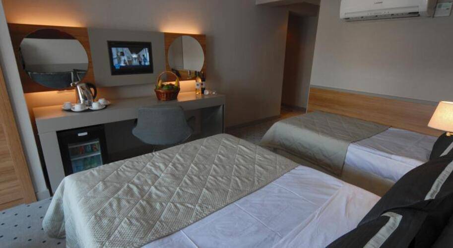 Klas Hotel